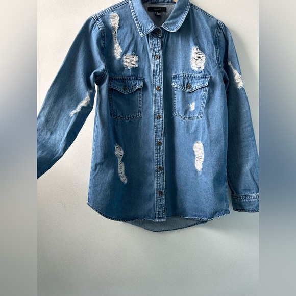 Forever 21 distressed denim shirt, button down - Picture 4 of 4